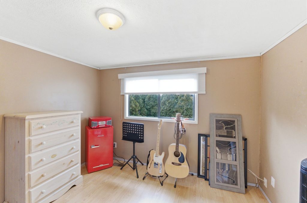 listing image 16510581740811003218