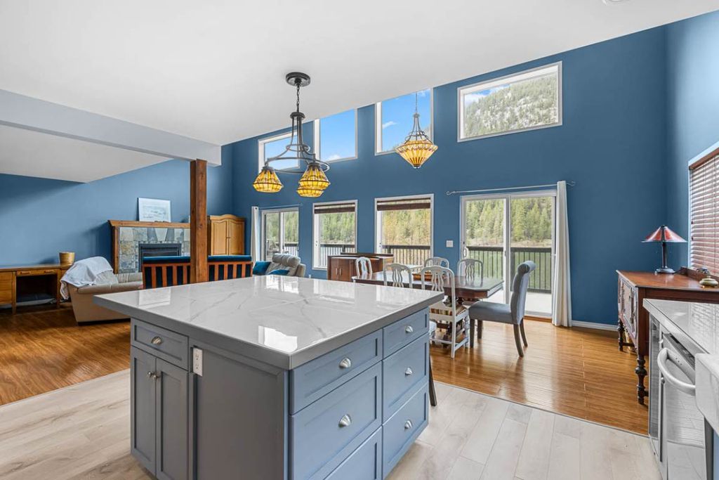 listing image 16515864894346897218