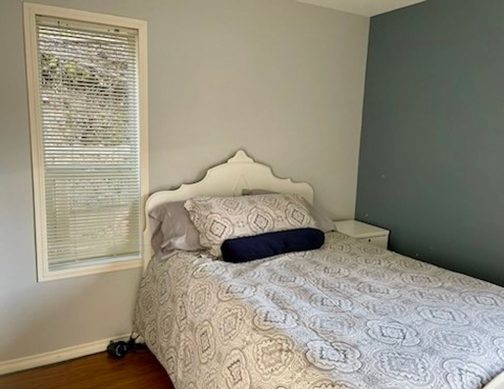 listing image 16510734330057434247