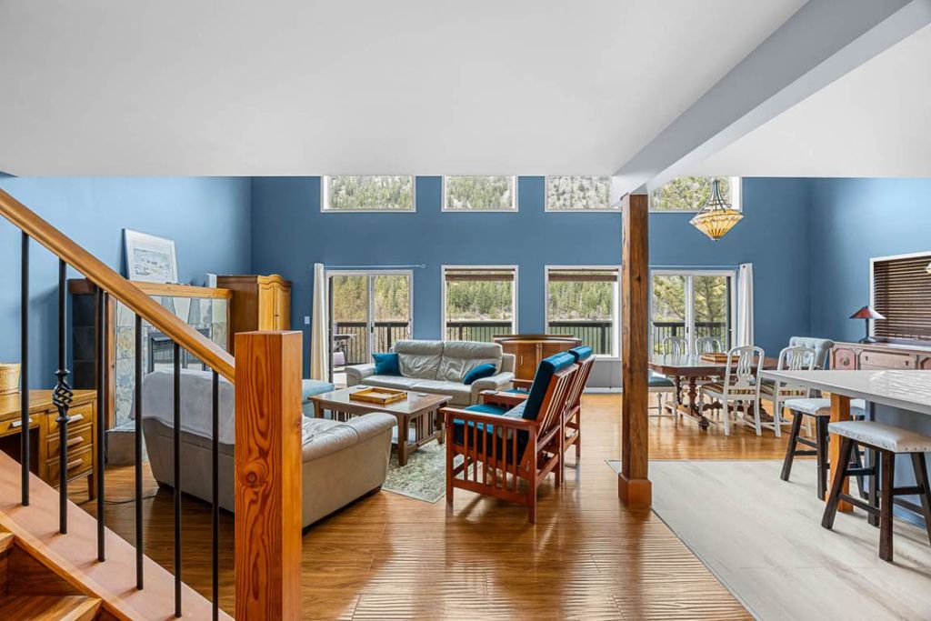 listing image 16516820492144907468