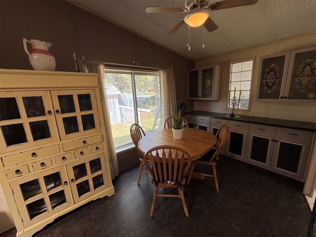 listing image 16519461830337096202