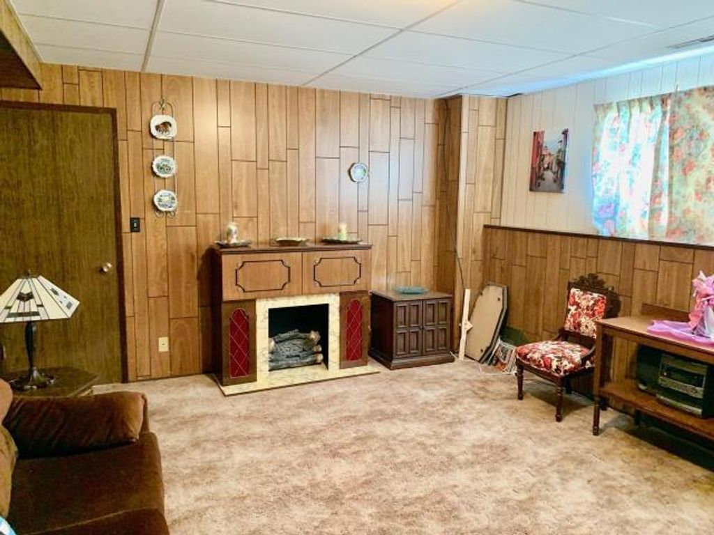 listing image 16510496401367560158