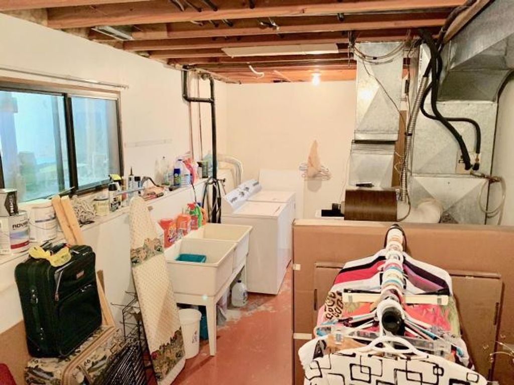 listing image 16511638830192999501