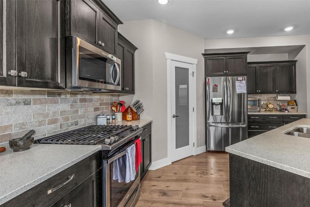 listing image 16513605770809291166