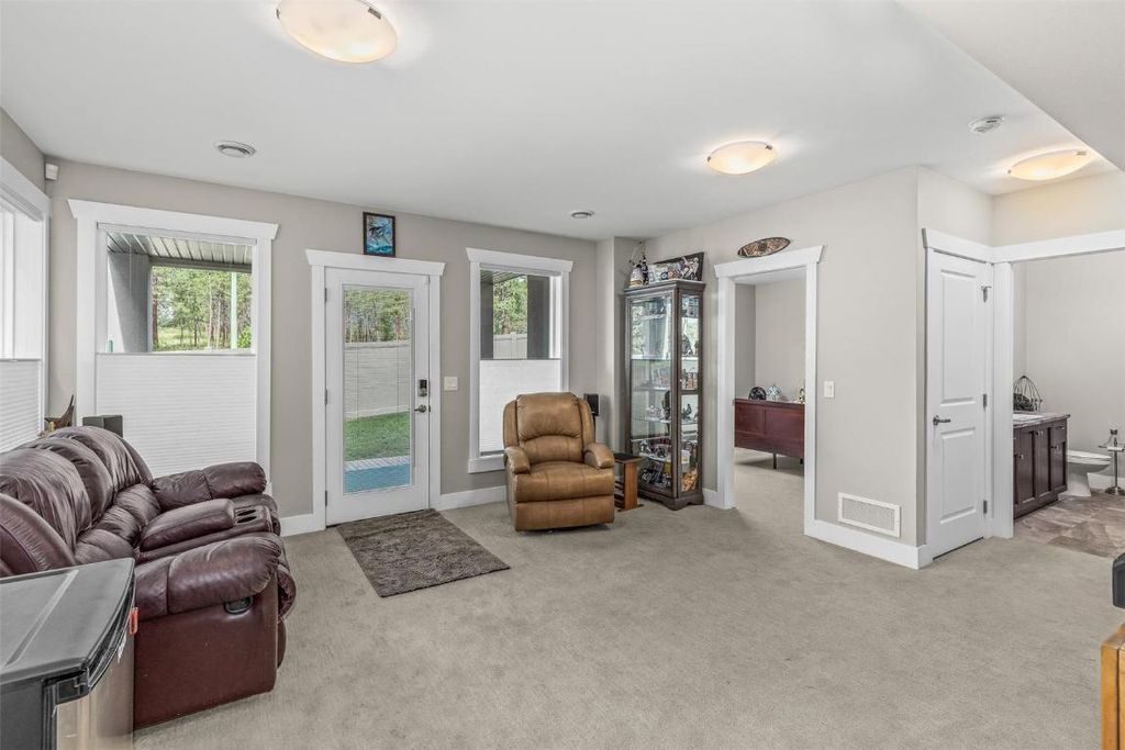 listing image 16512288237837984049