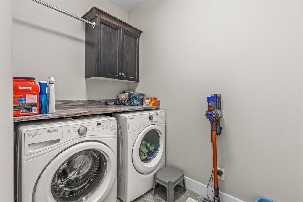 listing image 16510050630150768255