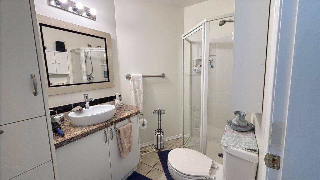 listing image 16517946319573380631