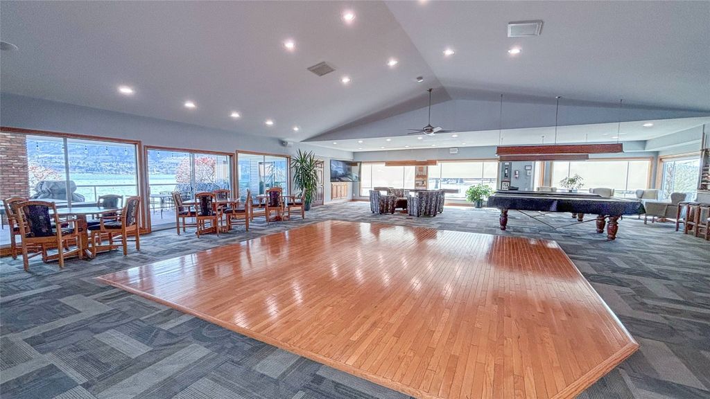 listing image 16518669578137980634