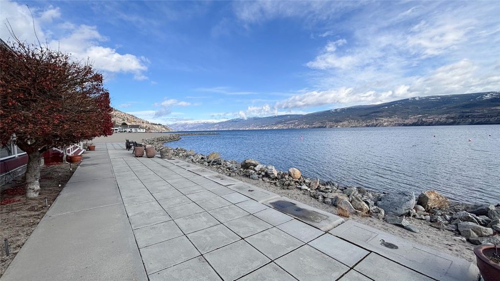 listing image 16517844691484430425