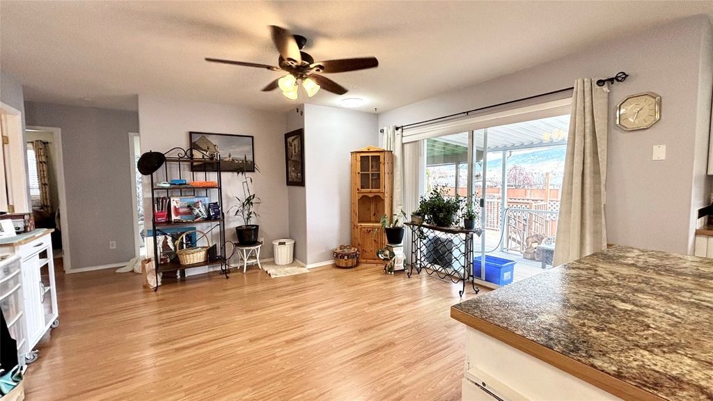 listing image 16517837365843629846