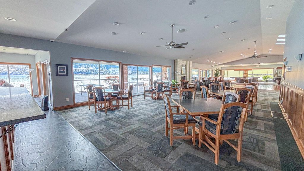 listing image 16517300730318177656