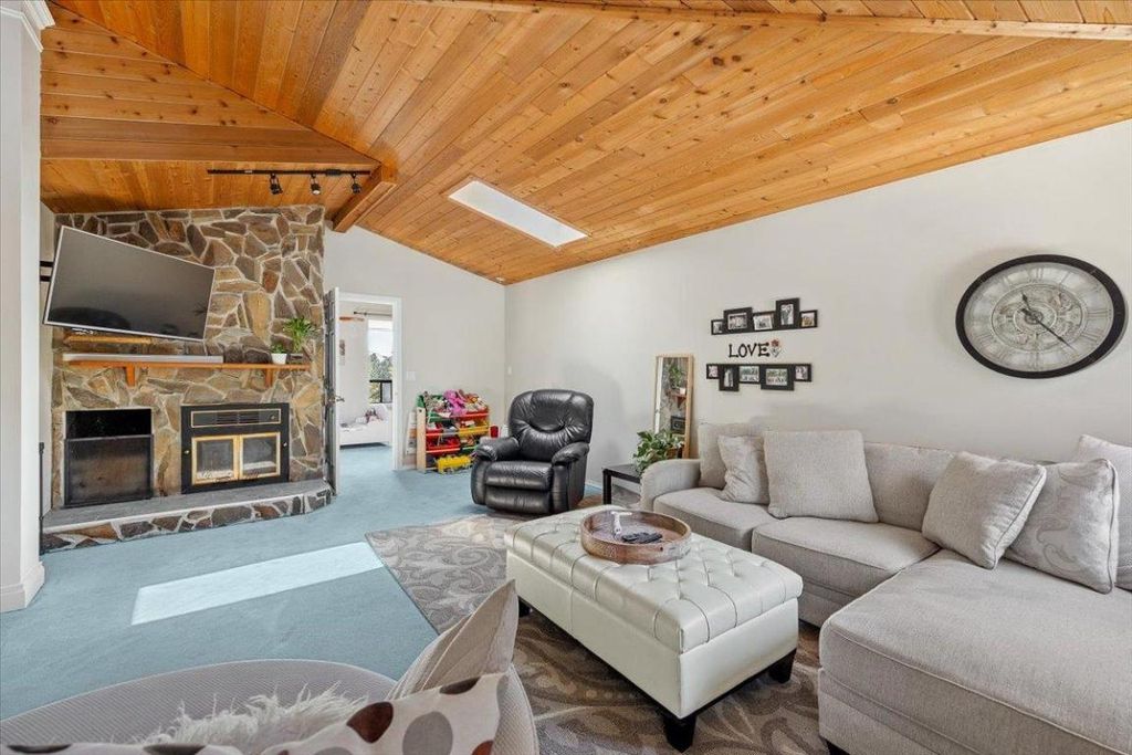 listing image 16516368579611851353