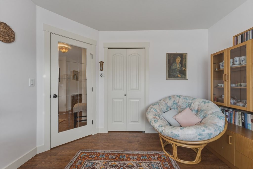 listing image 16512208028484948977