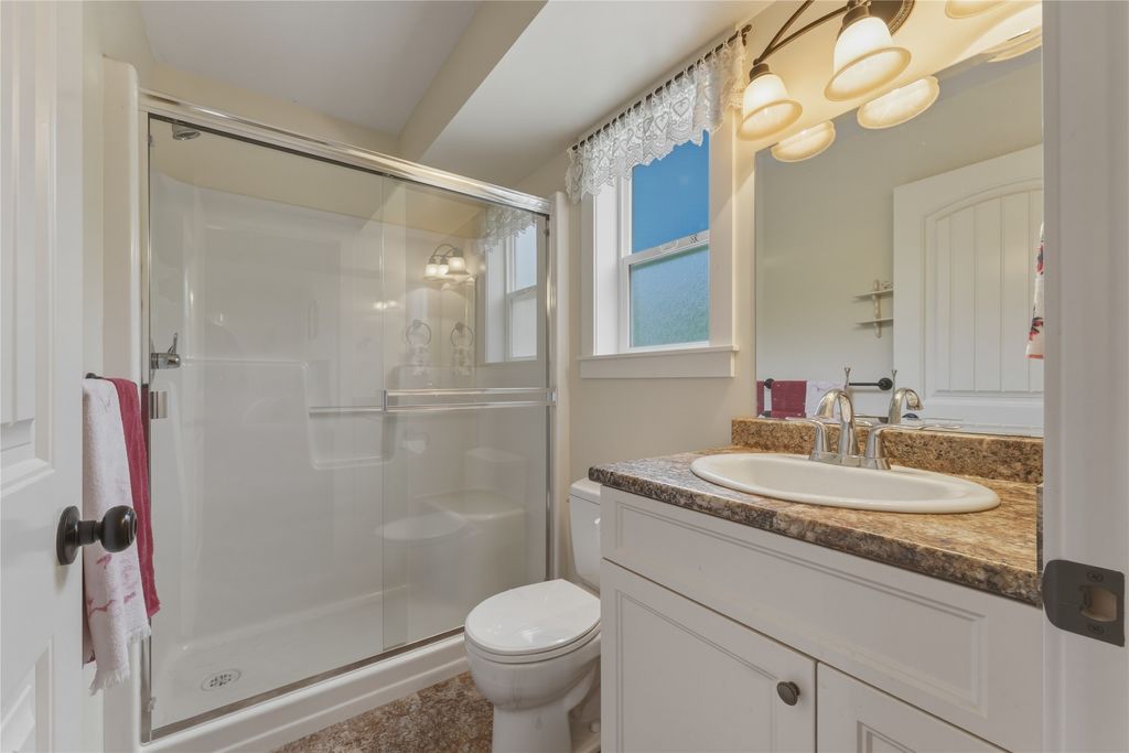listing image 16513199159972711215