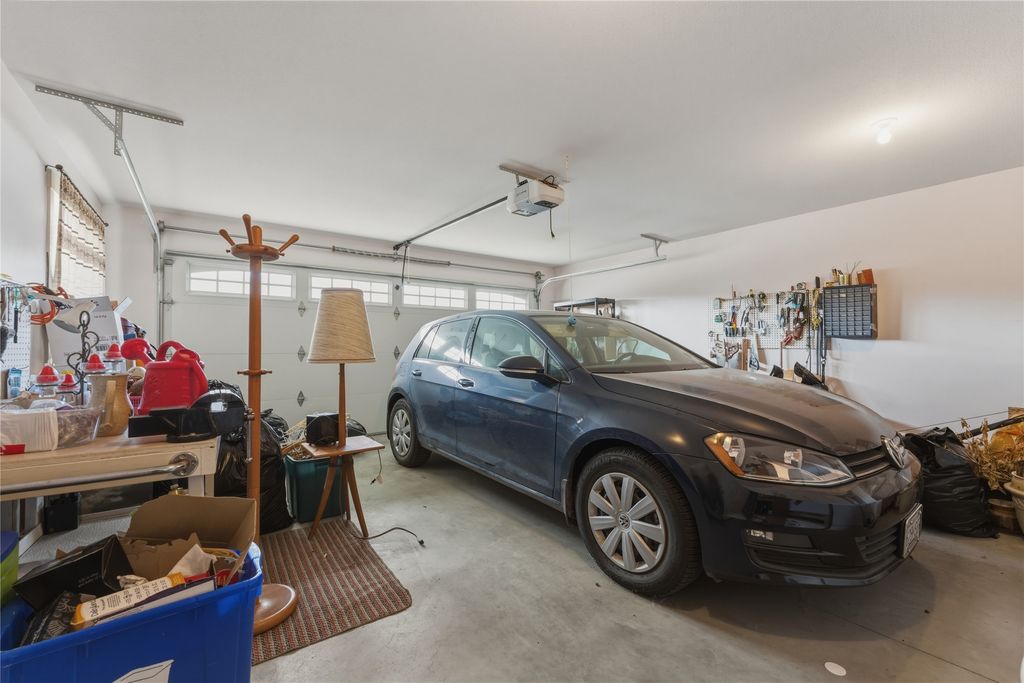 listing image 16511693756977028743