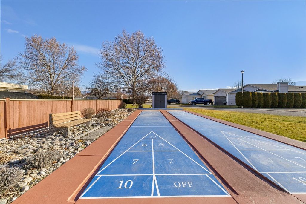 listing image 16512727652159238376