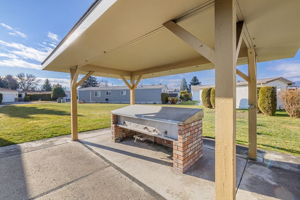 listing image 16519019147339062229