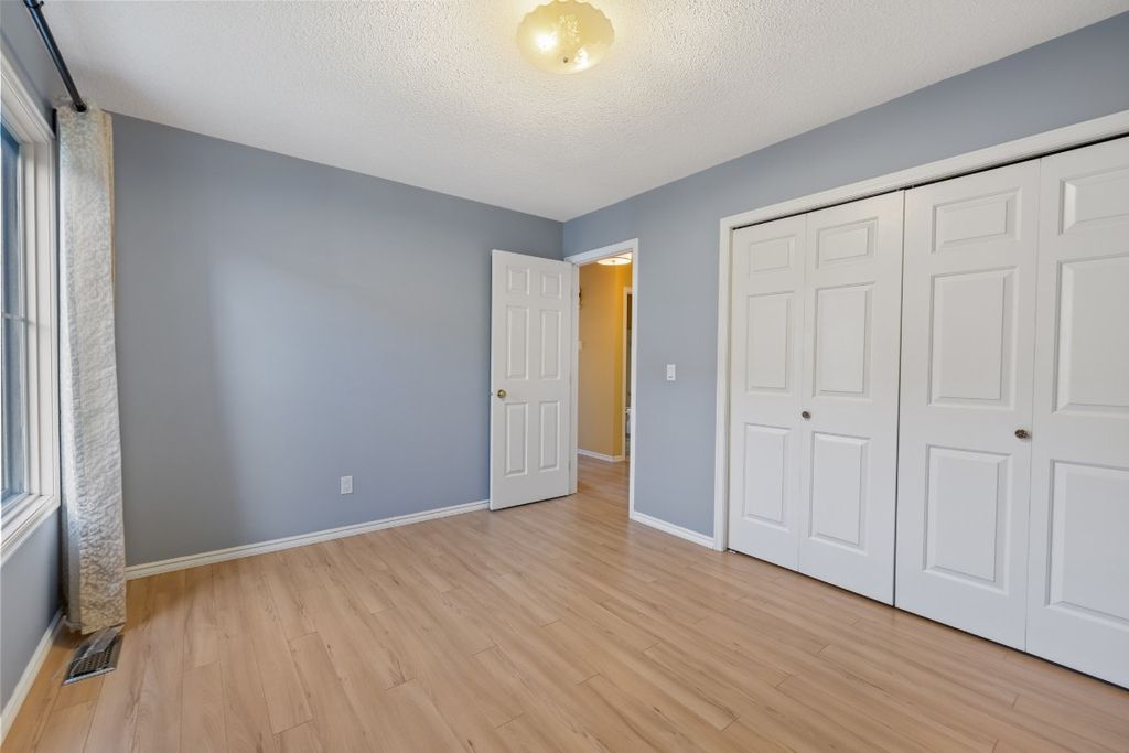 listing image 16519377689346527642