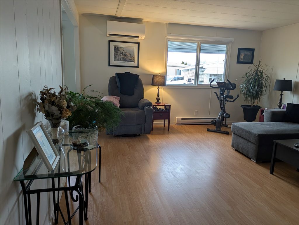 listing image 16516108973907662720