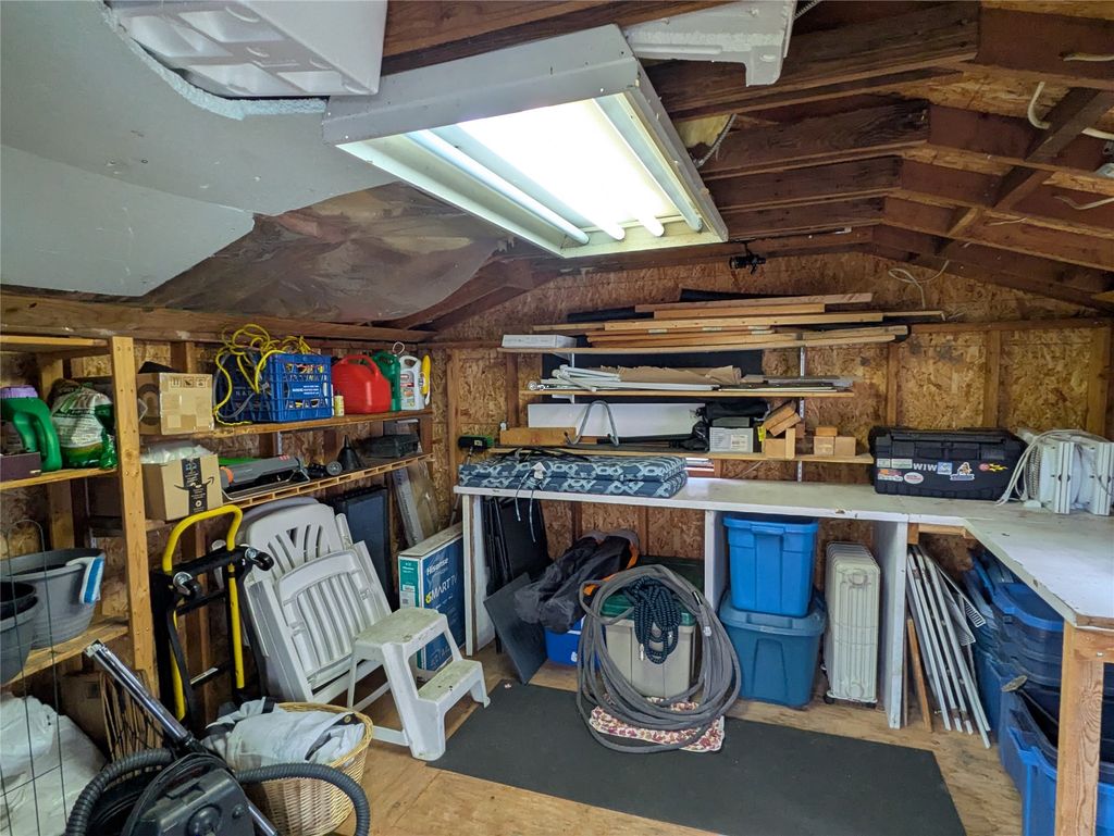 listing image 16512288890183461582