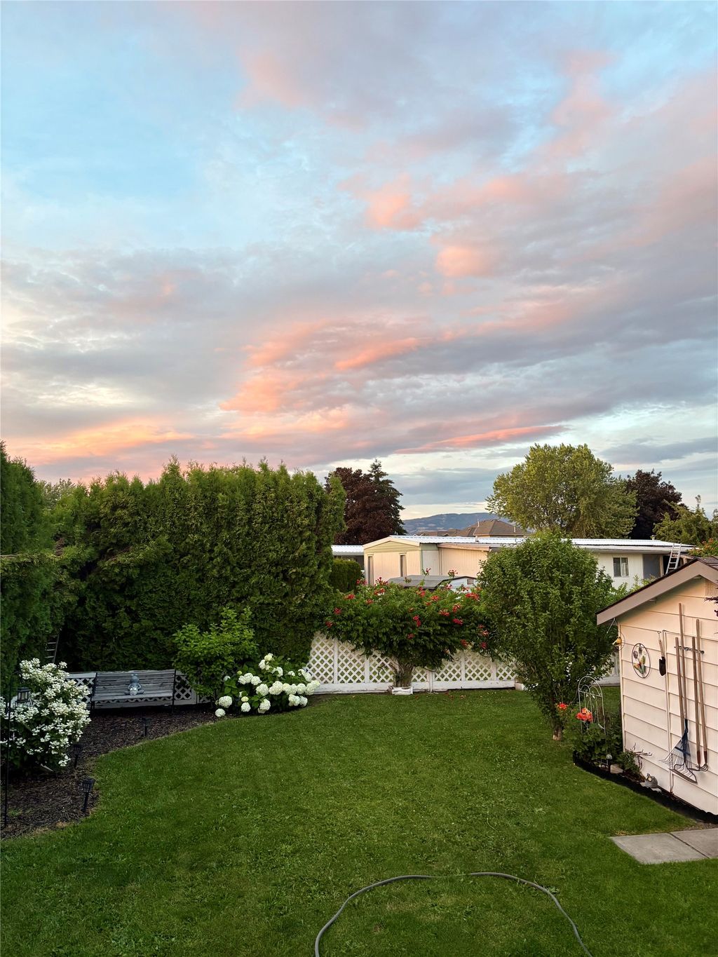 listing image 16515053264547274548