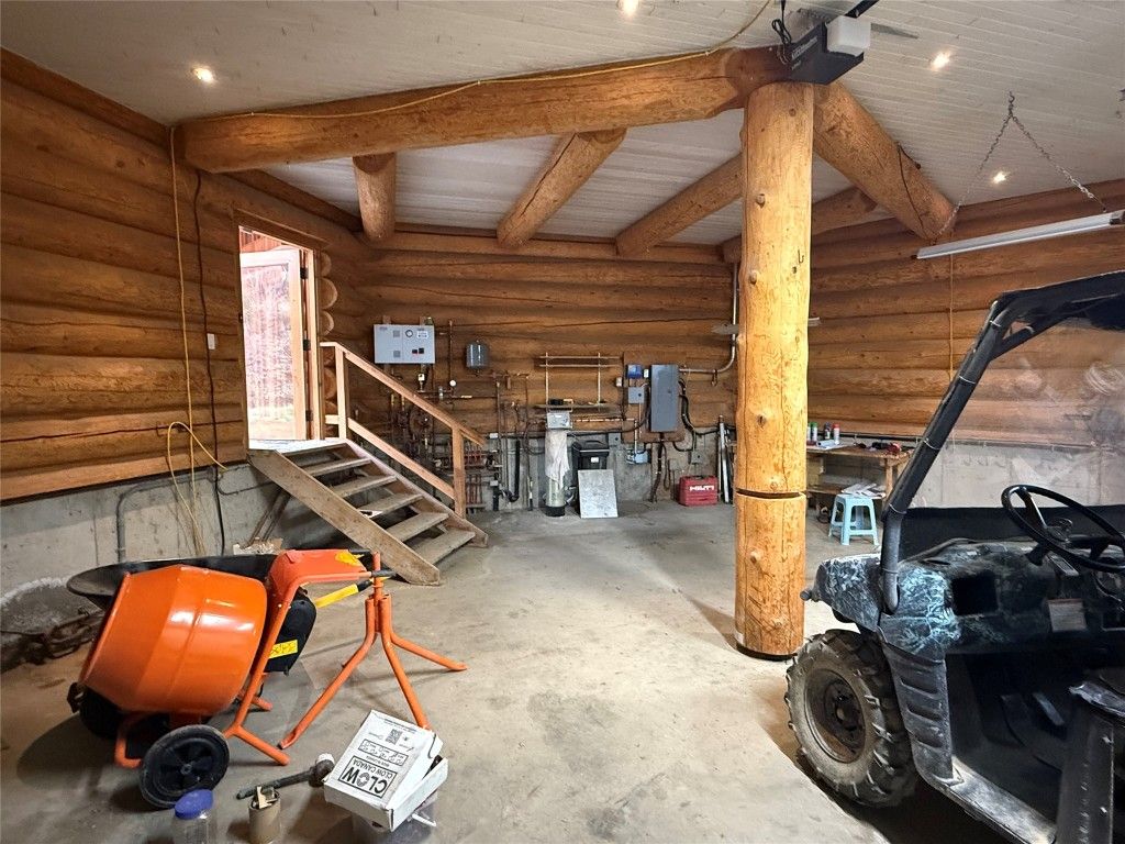 listing image 16512845752078780058