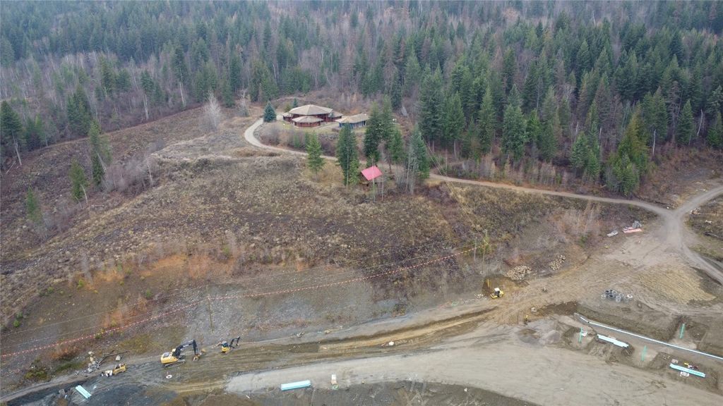 listing image 16519015386900555407