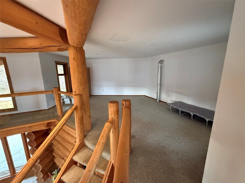 listing image 16517781321237213386