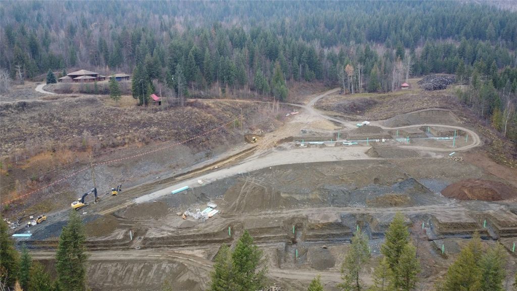 listing image 16514756352243292434