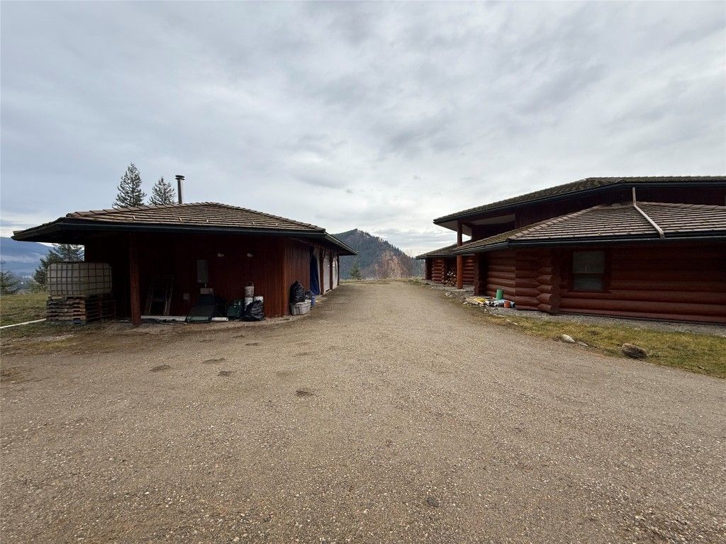 listing image 16515289487421590880