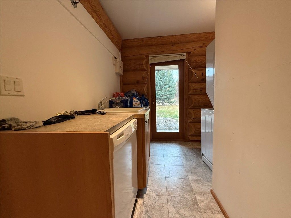 listing image 16517068638122178436