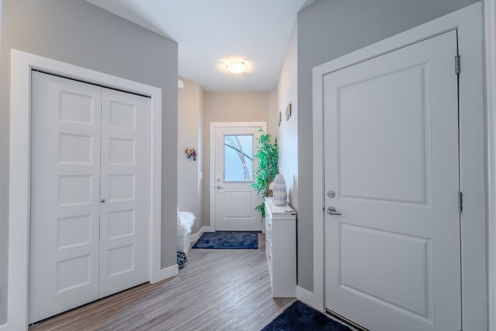 listing image 16510057293675713083