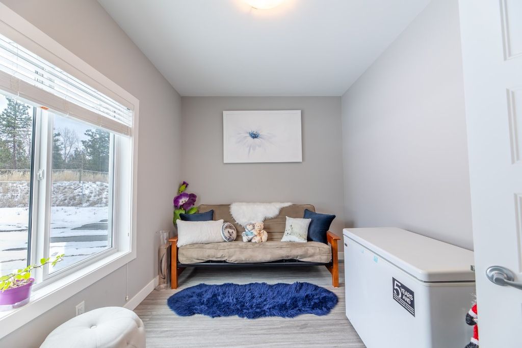 listing image 16511615816596514844