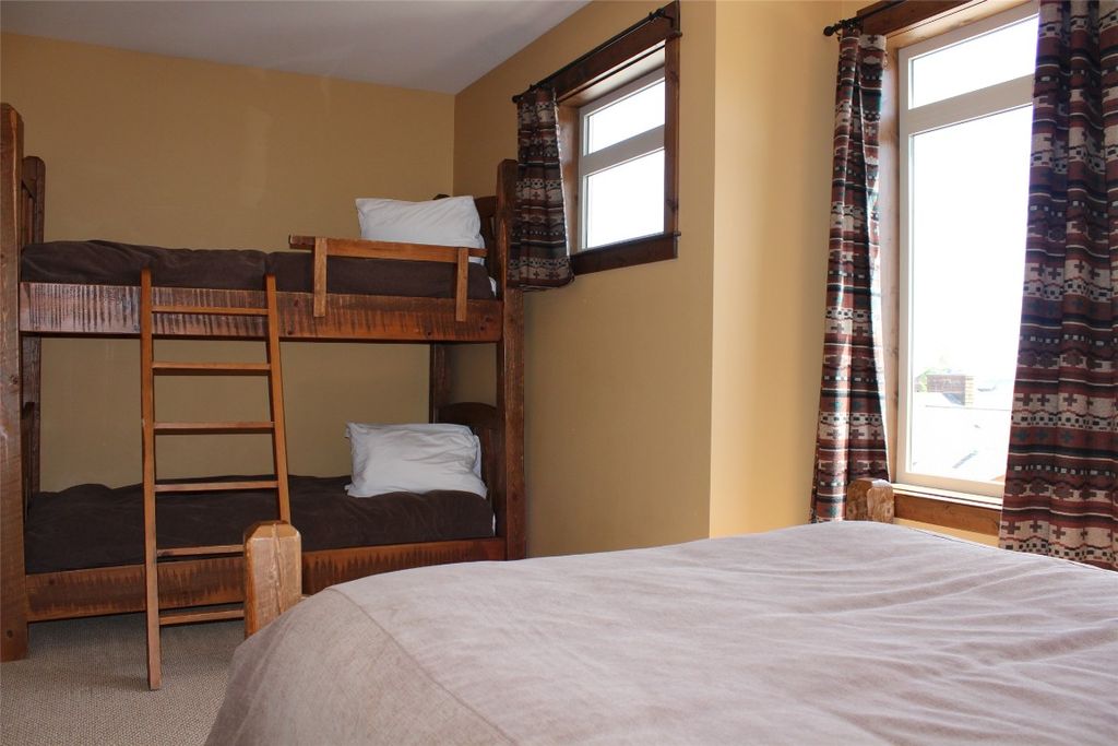 listing image 16511608310120619100