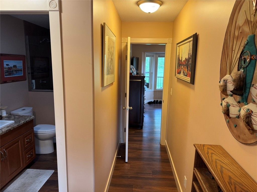 listing image 16516354887619747550