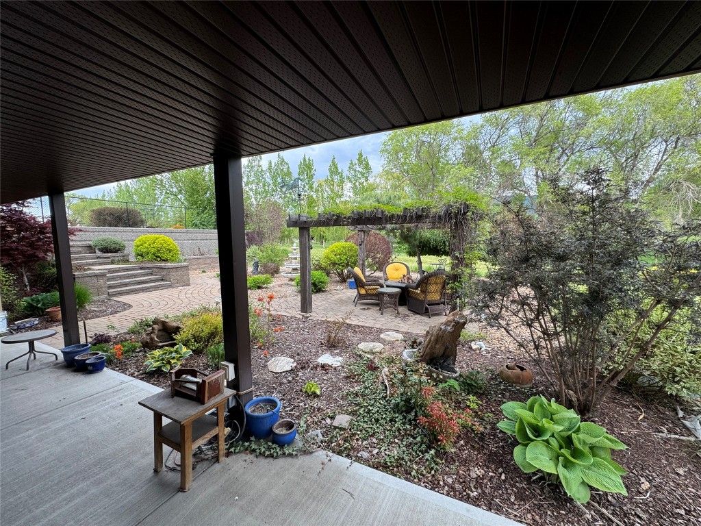 listing image 16512518381194447901