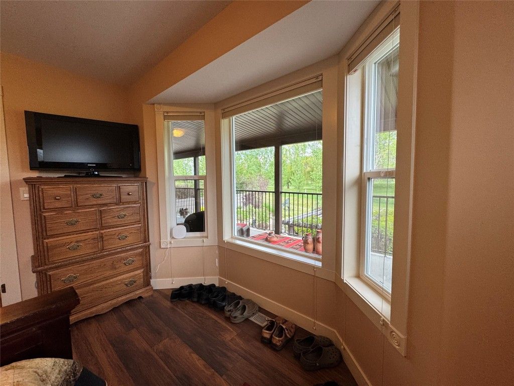 listing image 16513821730014679846