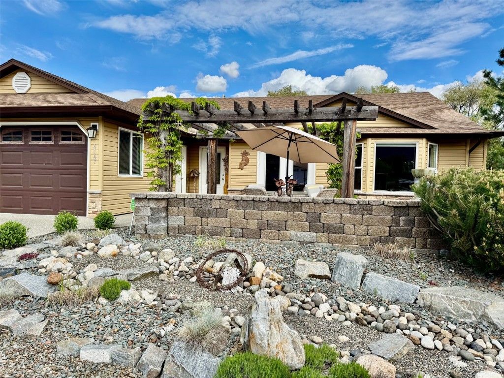 listing image 16514628335063413573