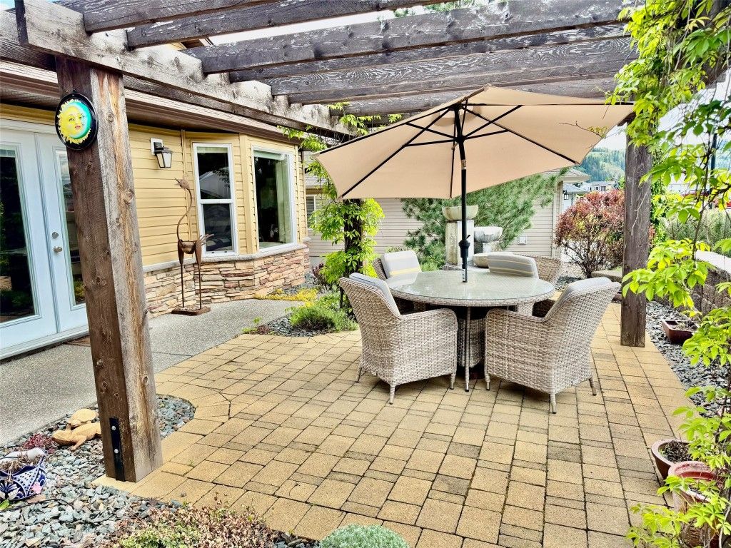 listing image 16518942207348901713