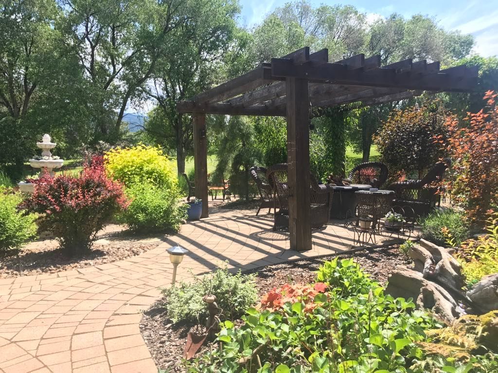 listing image 16519392681515321533