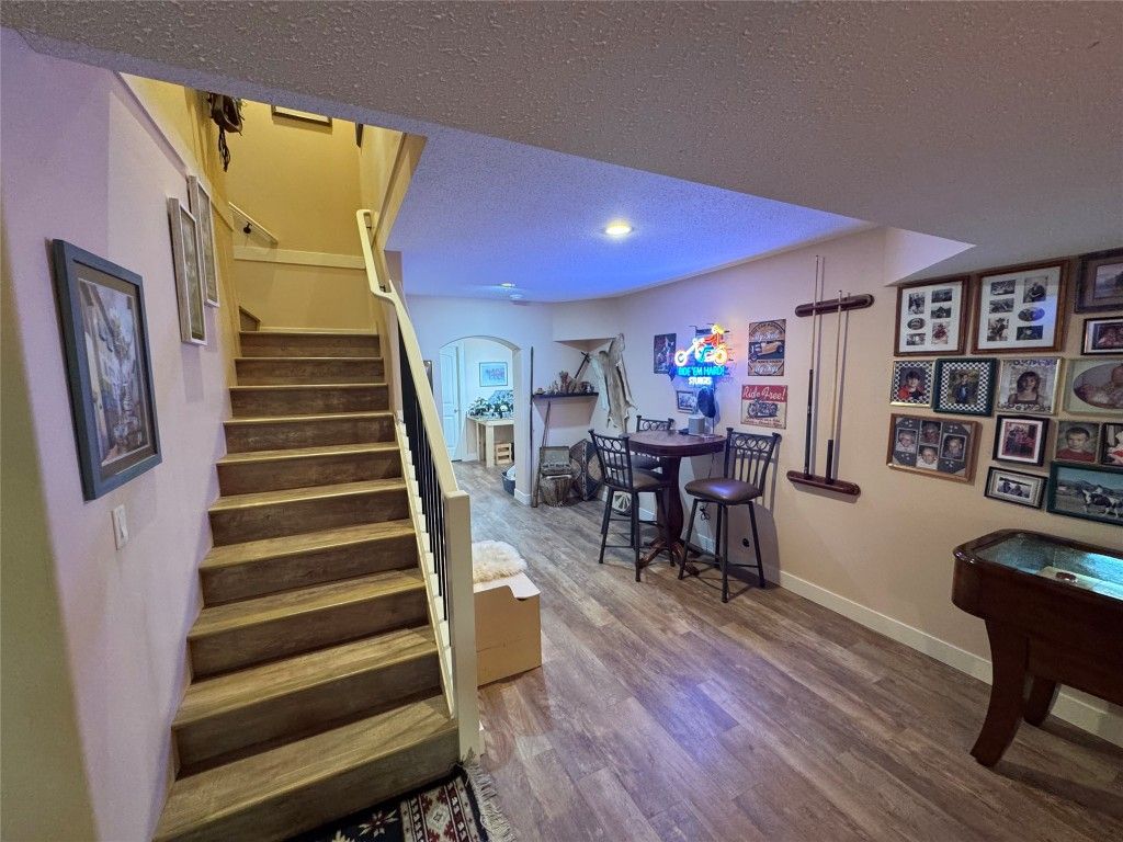 listing image 16512150626504736034