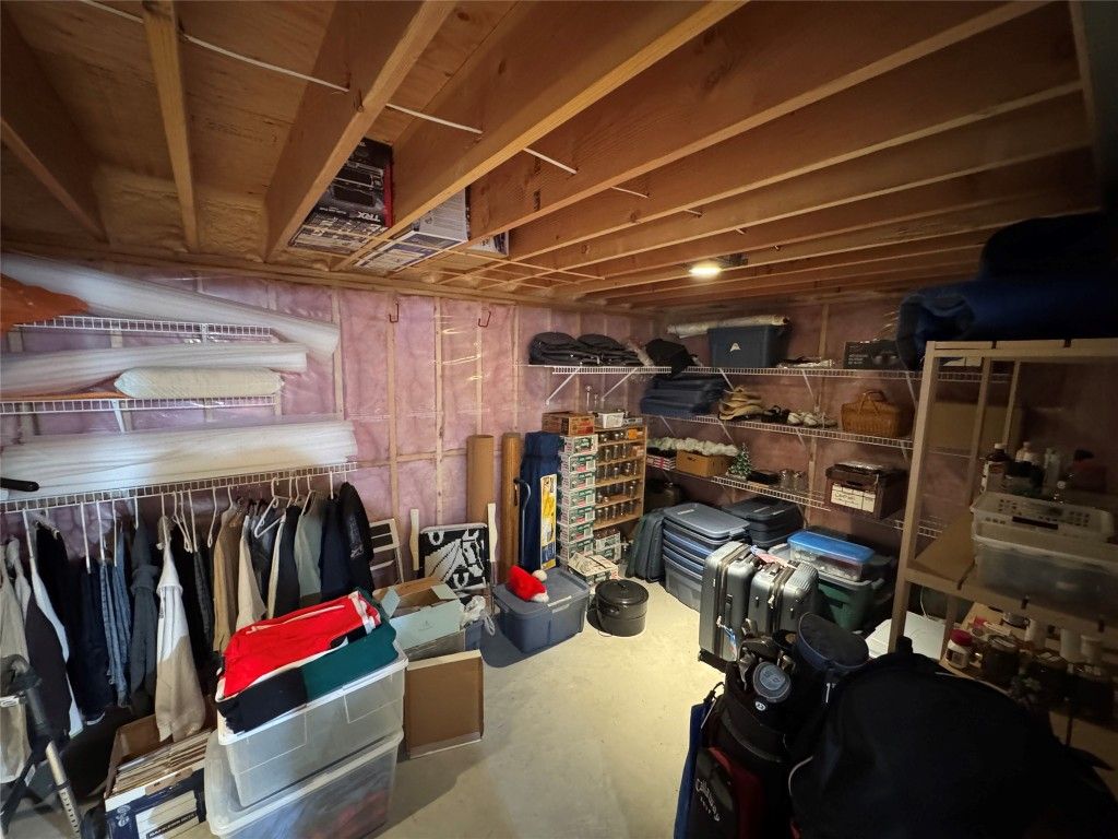 listing image 16511827016879416880