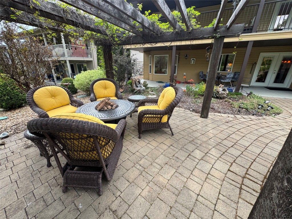 listing image 16512272486427131774
