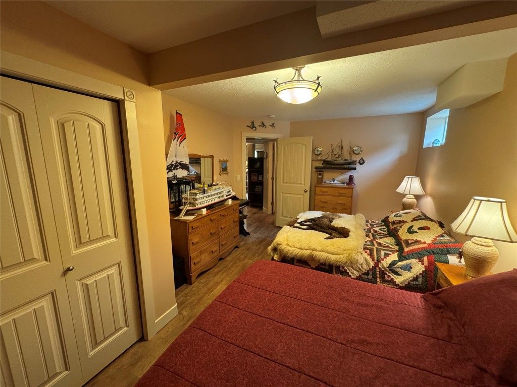 listing image 16511298149685824701