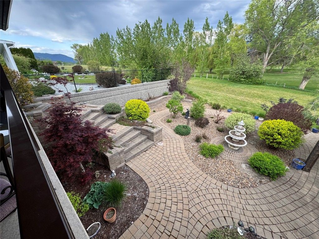listing image 16515646766646931040