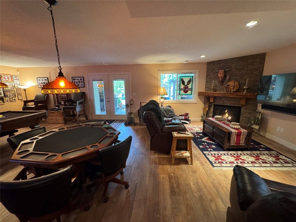 listing image 16515170591920809632