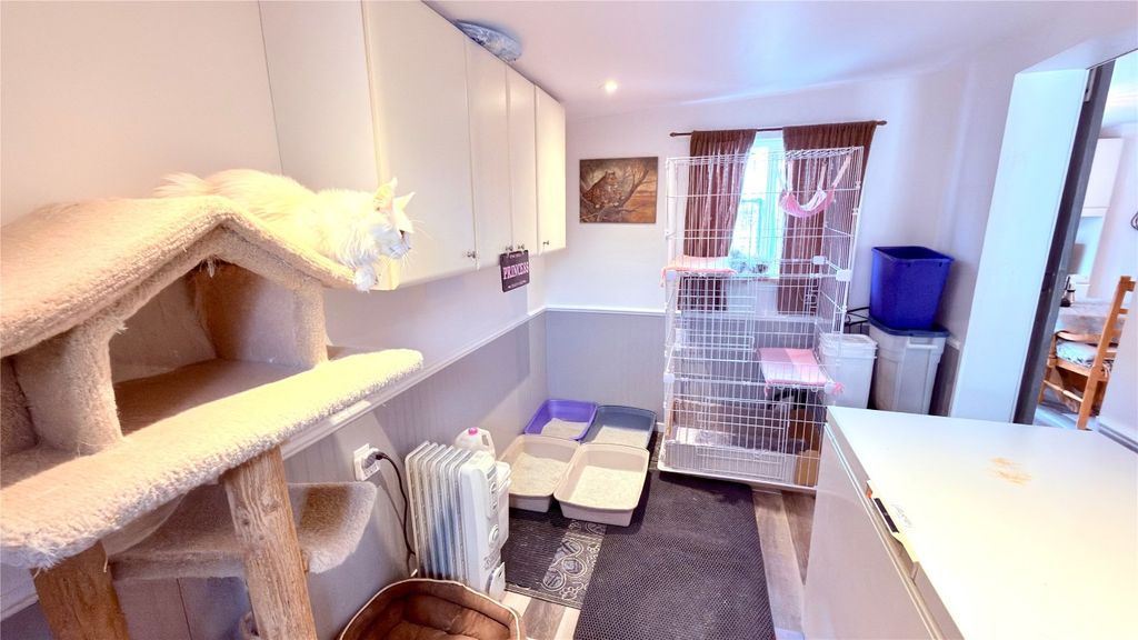 listing image 16519474305113409652