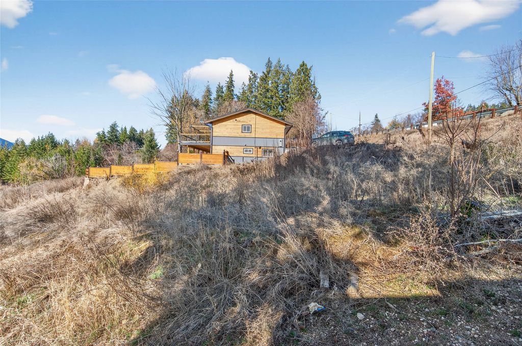 listing image 16517188382759352976