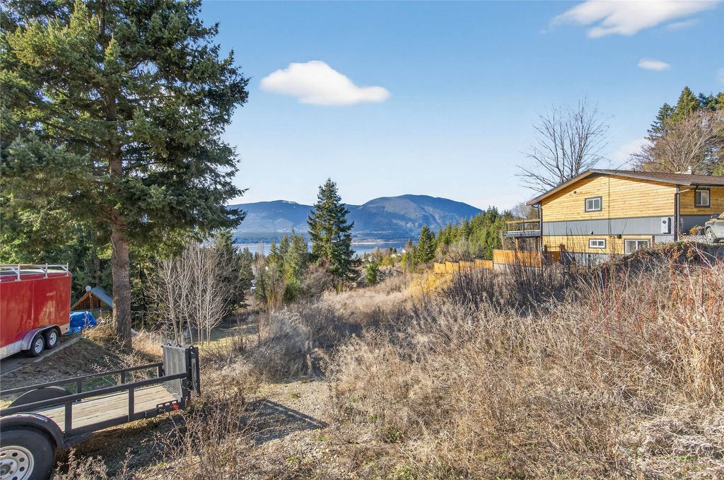 listing image 16516592352518330109