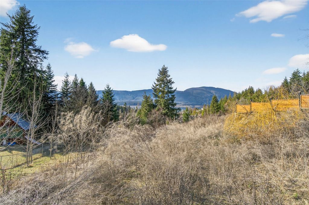 listing image 16514966137390365487